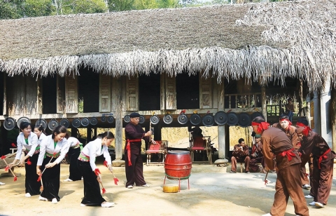 phu tho bao ton phat huy gia tri van hoa dan toc muong o thanh son