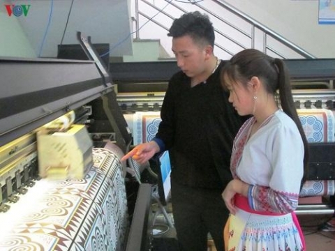 chang trai nguoi mong khoi nghiep thanh cong voi sac mau tho cam