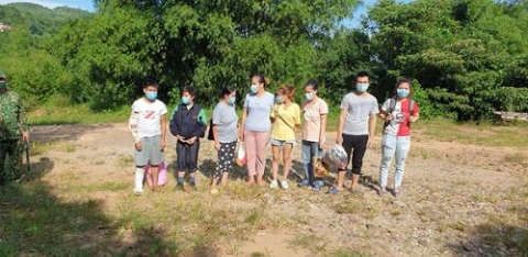 quang ninh bat giu 45 nguoi nhap canh trai phep qua song bien gioi ka long