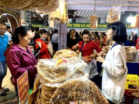 quang ninh ho tro doanh nghiep ocop tren san thuong mai dien tu