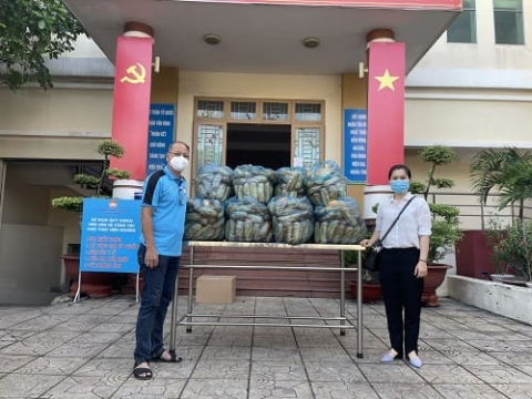 vpdd mien nam tap chi lang nghe viet nam tiep tuc ho tro thuc pham den quan tan binh