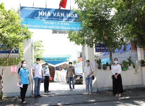 phuong 11 quan tan binh tiep tuc lan toa yeu thuong trong mua dich