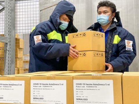 them 11 trieu lieu vac xin astrazeneca ve viet nam giao cho vien pasteur tphcm