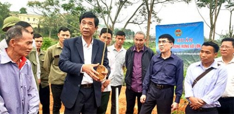 quang ninh hoi nong dan dong hanh xay dung nong thon moi