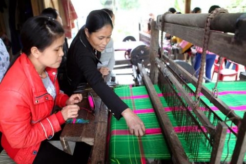 huyen ham yen tuyen quang day manh cong tac dao tao nghe cho lao dong nong thon