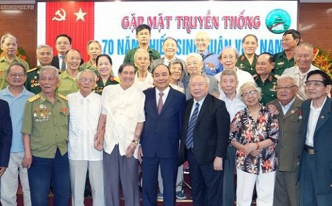 ky niem 70 nam thanh lap truong thieu sinh quan viet nam thu tuong nguyen xuan phuc du le gap mat cac cuu hoc sinh