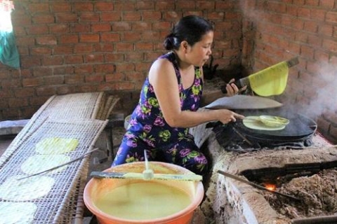dak lak van con nhieu kho khan trong bao ton va phat trien lang nghe