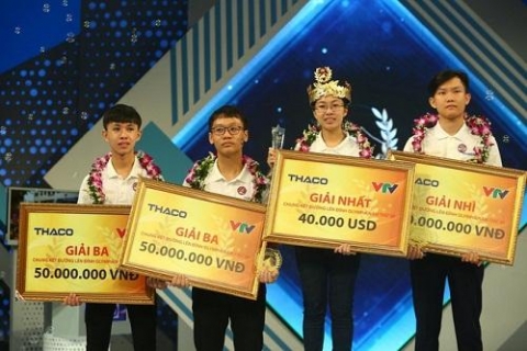 nu sinh ninh binh xuat sac gianh ngoi quan quan cuoc thi duong len dinh olympia nam thu 20