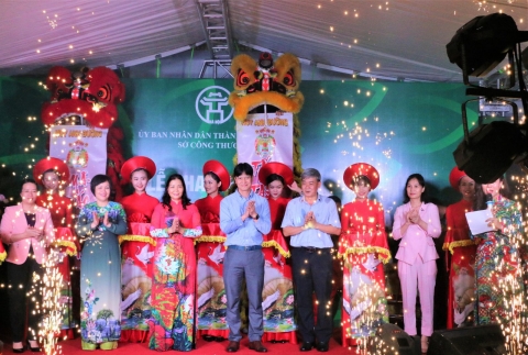 khai truong 5 diem quang ba san pham ocop tai quan ha dong