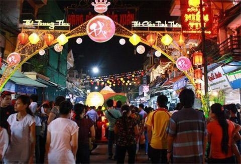 ha noi 5 tuyen pho bi cam de phuc vu le hoi trung thu pho co