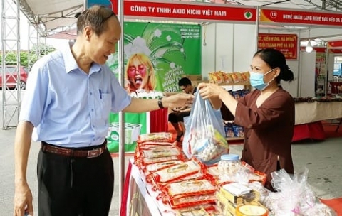 trien khai cuoc van dong nguoi viet nam uu tien dung hang viet nam no luc thuc hien muc tieu kep