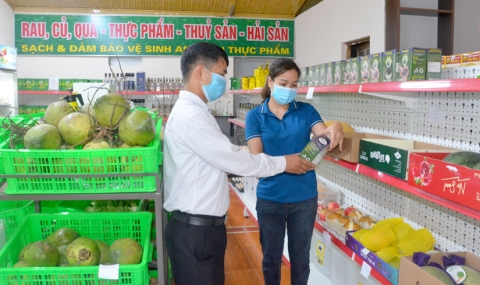 tuyen quang hoa phu lay dan lam goc trong xay dung ntm nang cao