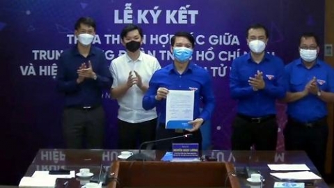 sap ra mat san thuong mai dien tu giup thanh nien khoi nghiep cung nong san viet nam