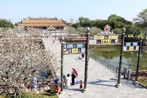 nhieu di tich o hue mo cua don khach tham quan tro lai tu ngay 110