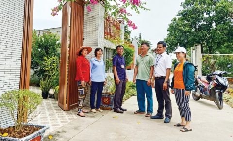 xa dau tien cua huyen dinh quan thuc hien nong thon moi kieu mau