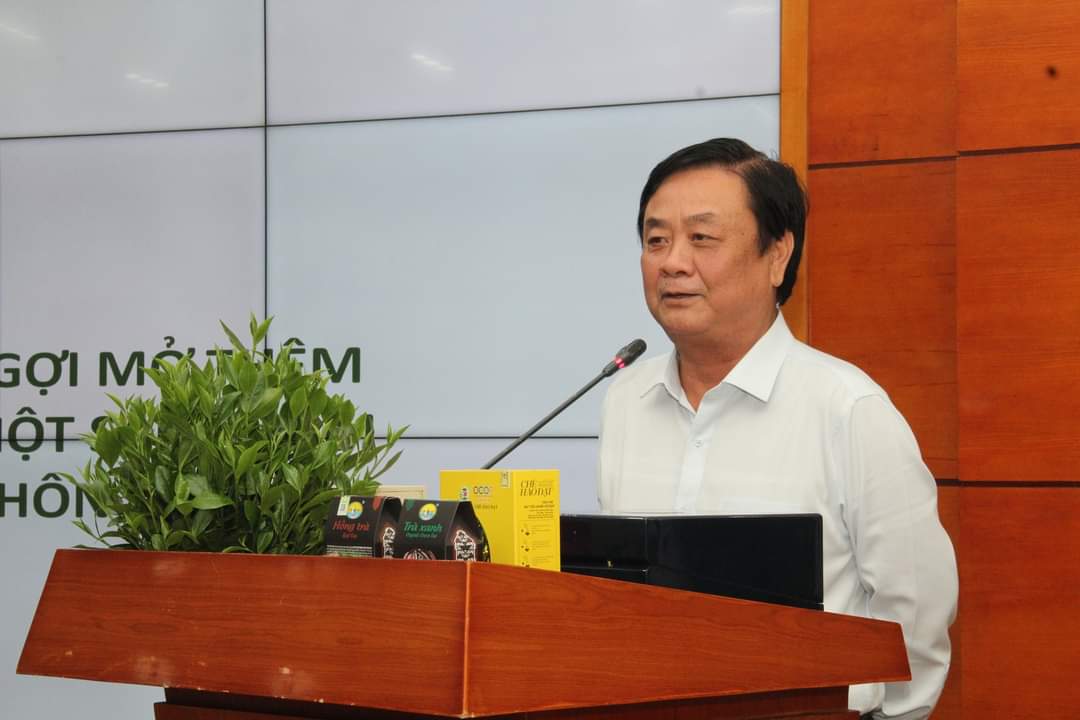 Bộ trưởng Bộ Nông nghiệp và Phát triển nông thôn Lê Minh Hoan phát biểu chỉ đạo tại hội nghị