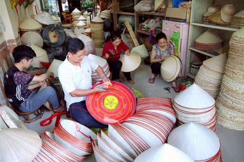 ba vi ha noi lap phuong an bao ve moi truong lang nghe truyen thong