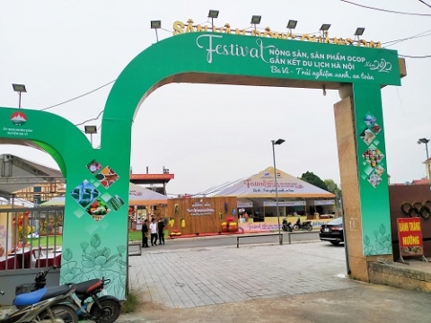 huyen ba vi ha noi khai mac festival nong san san pham ocop gan ket du lich ha noi nam 2022