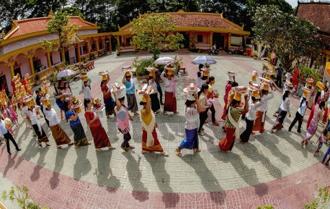 kham pha khong gian van hoa an tuong mien tay tai lang van hoa du lich cac dan toc viet nam