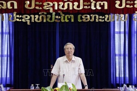 thuong truc ban bi thu tran quoc vuong tham va lam viec tai tinh vientiane