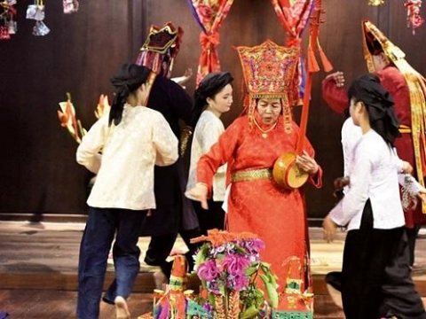 nghe nhan trong linh vuc van hoa phi vat the tran tro dang sau mot danh hieu cao quy