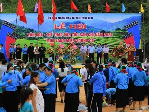 tien yen mua le hoi dang ve