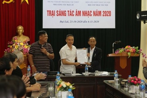 tong ket dot 1 doan nhac si hoi am nhac ha noi tai nha sang tac dai lai