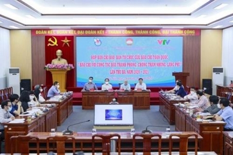 vinh danh 45 tac pham bao chi ve phong chong tham nhung lang phi