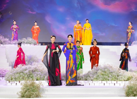 le hoi ao dai du lich ha noi 2022 se dien ravao dau thang 122022