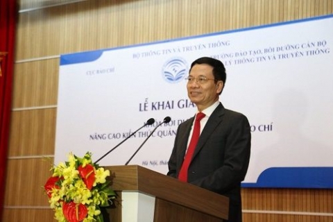 bao chi phai the hien dong chay chinh cua xa hoi