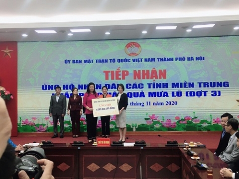 tp ha noi tiep nhan tren 596 ty dong ung ho dong bao cac tinh mien trung