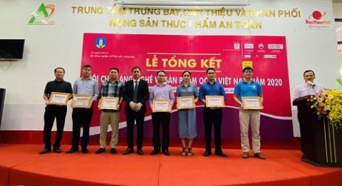 hon 10000 luot khach tham quan hoi cho lang nghe va san pham ocop viet nam nam 2020 tai 489 hoang quoc viet