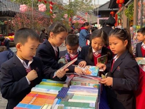 tp ha noi tiep tuc phat trien van hoa doc trong cong dong