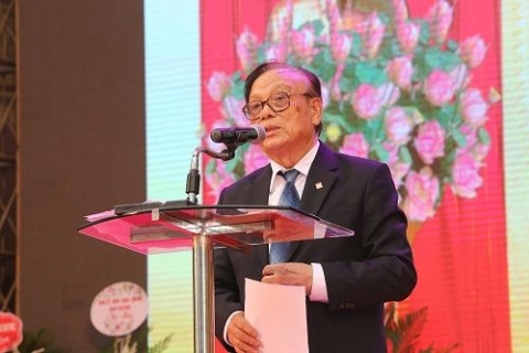 ky niem 15 nam thanh lap hiep hoi lang nghe viet nam don nhan huan chuong lao dong hang ba