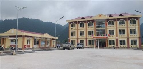 cao bang quang hoa no luc xay dung nong thon moi