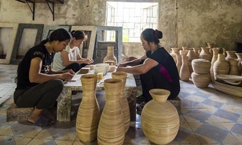 hoat dong cua cac doanh nghiep co so san xuat truc thuoc hiep hoi lang nghe viet nam trong dai dich covid 19