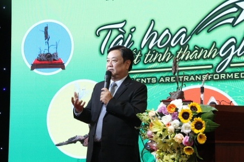 doc dao cac san pham tai su kien festival lang nghe viet nam 2022