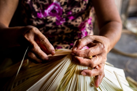 lang nghe non la ha thon tram tuoi o quang binh