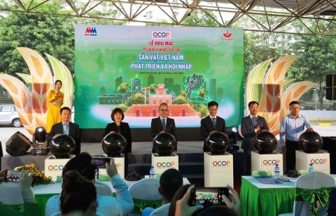 Khai mạc ‘Tuần hàng OCOP-Sản vật Việt Nam phát triển và hội nhập’