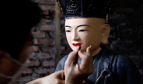 lang nghe do tho son dong nhon nhip chuan bi hang dip tet