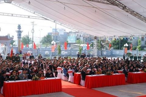 thi xa chi linh hai duong do n nhan huan chuong lao dong hang nhat va hoan thanh nhiem vu xay dung nong thon mo i