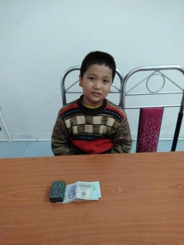 tinh gia thanh hoa hoc sinh lop 3 nhat duoc tien tra lai cho nguoi danh mat