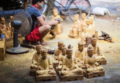 phat huy van hoa phat giao trong lang nghe