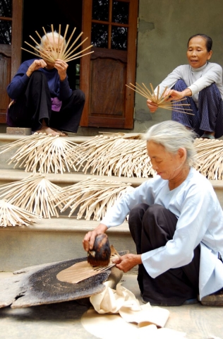Xây dựng “Hệ giá trị” trong làng nghề