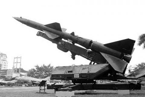 chien thang ha noi dien bien phu tren khong suc manh tong hop cua quan va dan ha noi