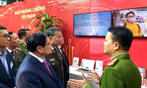 ung dung the cccd gan chip dien tu de dinh danh xac thuc dien tu trong ky ket hop dong