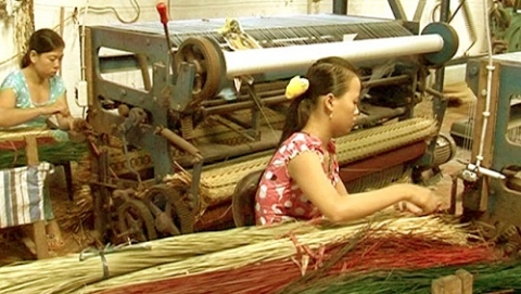 an giang gan mo hinh san xuat voi du lich o lang nghe det chieu uzu
