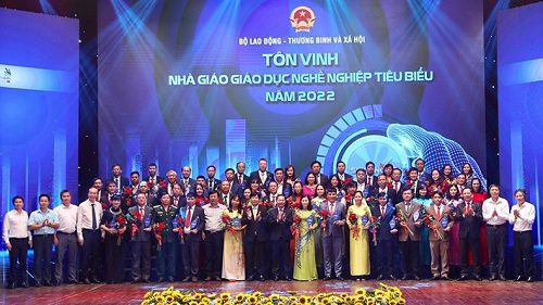 Đầu tư, phát triển đội ngũ nhà giáo và người dạy nghề trong doanh nghiệp