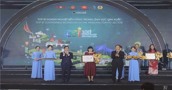 Vinamilk “bội thu” giải thưởng phát triển bền vững
