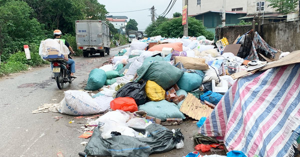 Hoài Đức: Tình trạng xả rác tùy tiện ở một số làng nghề cần sớm có biện pháp khắc phục